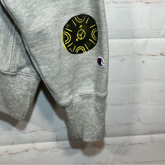 Champion Reverse Weave Peace Graphic Hoodie Sweatshirt Mens XL Gray Embroidered - Picture 9 of 13